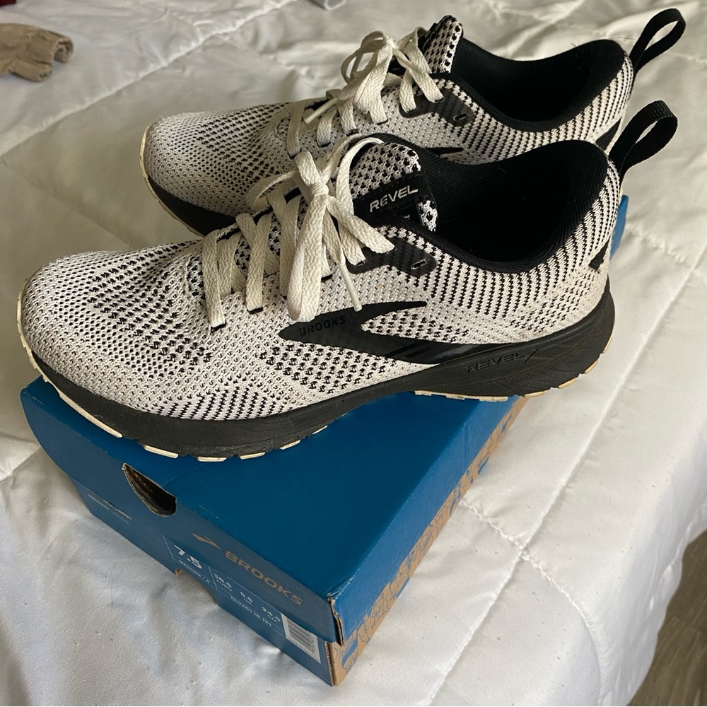 Brooks Revel 5 Women's Running Shoes